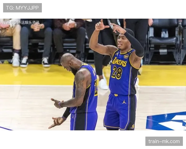 詹姆斯联手八村塁!湖人锋线新双核备受期待 詹姆斯联手八村塁!湖人锋线新双核备受期待
