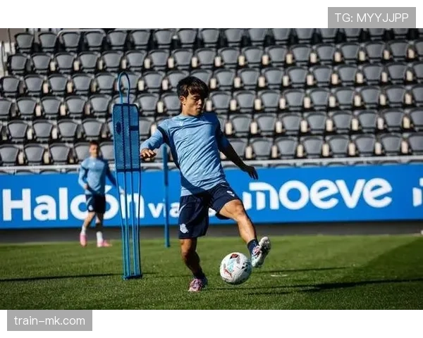 久保建英脚踝伤势引发关注，未来职业生涯前景成疑