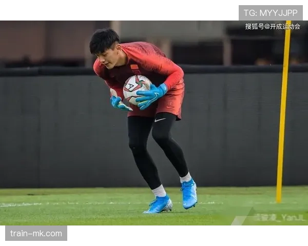 加蒂领衔三中卫体系固若金汤,意甲劲旅状态回升豪取连胜 加蒂领衔三中卫体系固若金汤,意甲劲旅状态回升豪取连胜