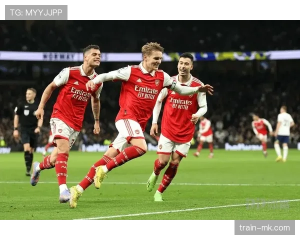 利物浦防线崩溃!昔日豪门的衰落之谜,塔哥战术难挽颓势? 利物浦防线崩溃!昔日豪门的衰落之谜,塔哥战术难挽颓势?