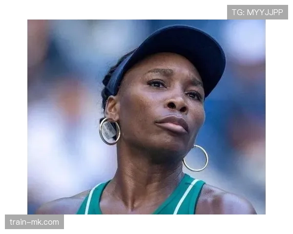 刷到维纳斯·威廉姆斯家那张客厅照，我的房租瞬间觉得不值