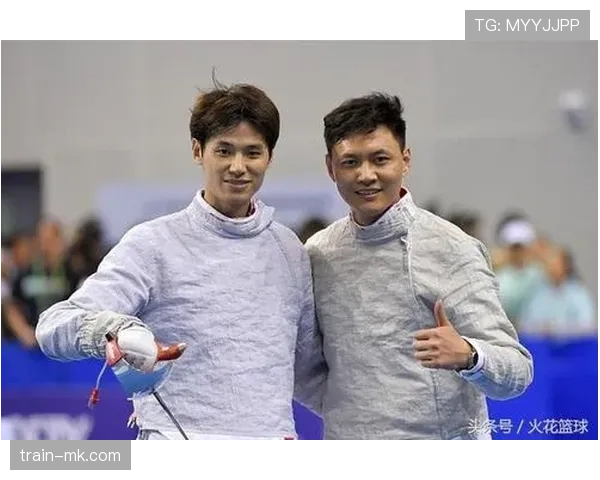 仲满家的刀法，比他拿奥运金牌那会儿还贵